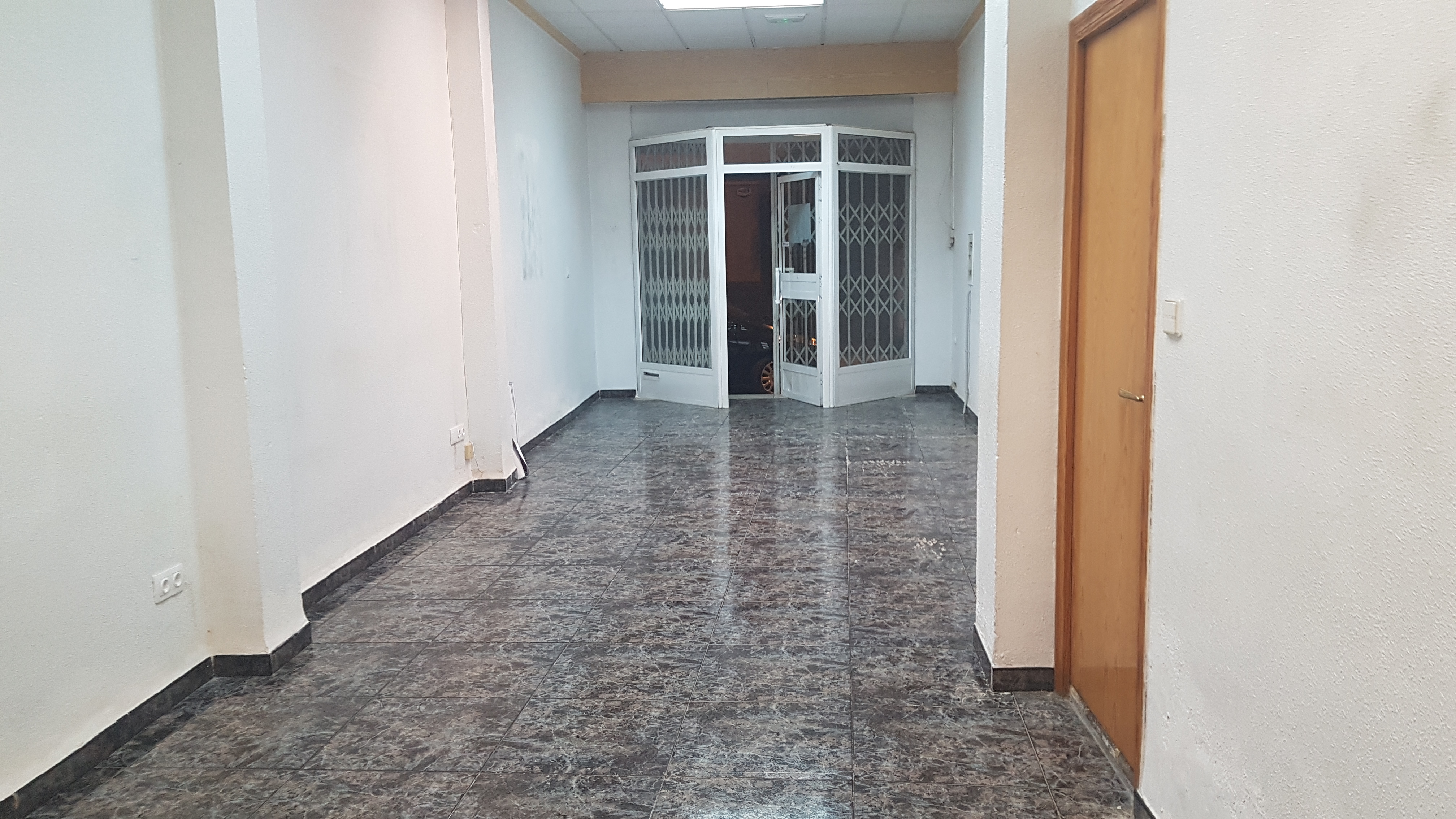 Oficina en alquiler en Villena
