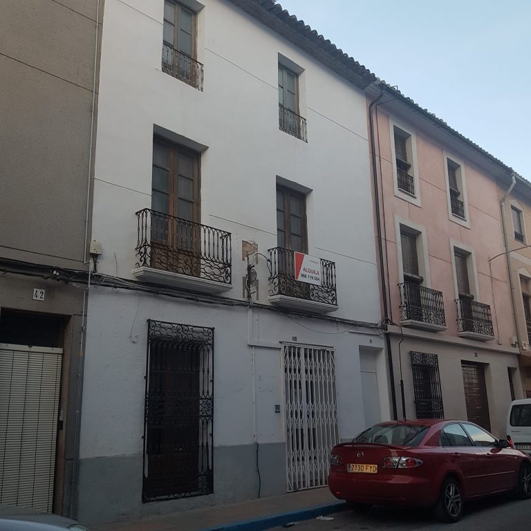 Alquiler casa para oficinas